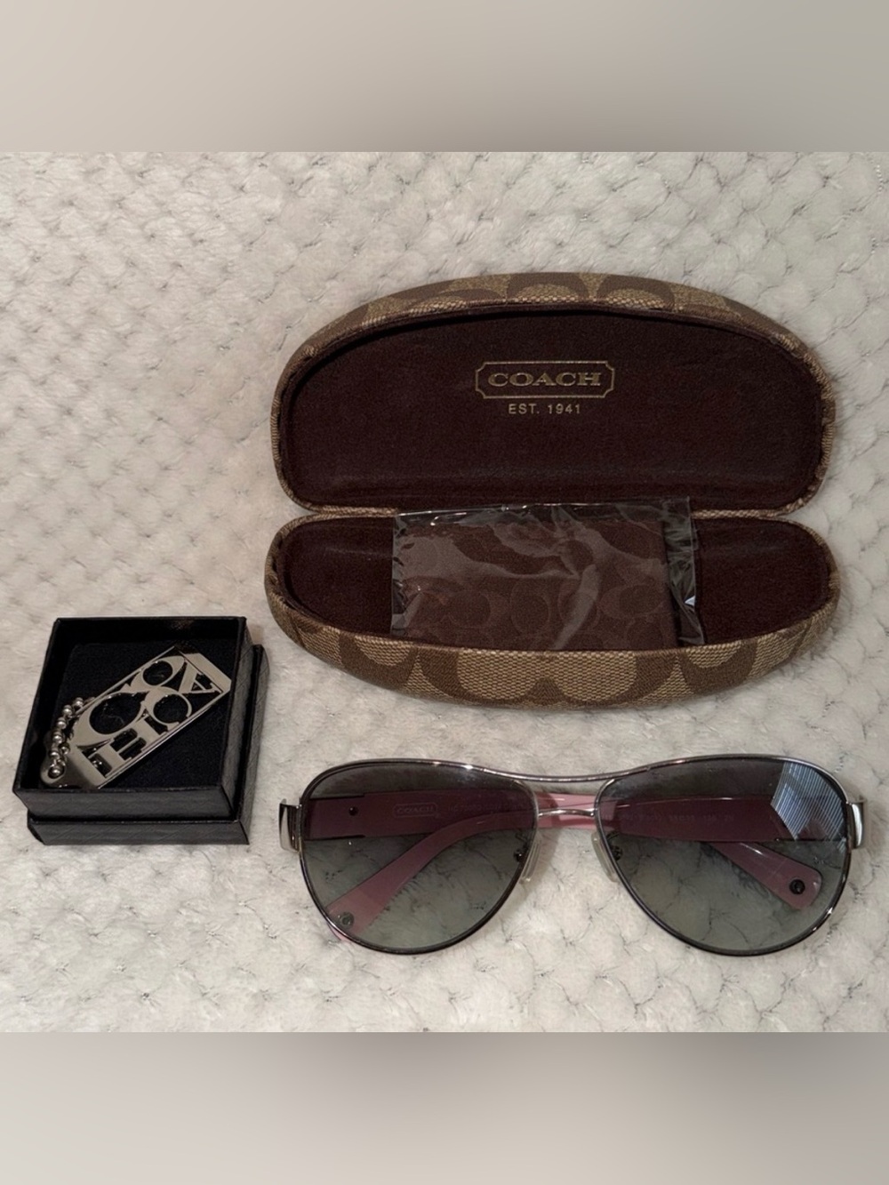 Coach Kristina HC7003 Charity Edition Aviators with Case - Picture 11 of 13